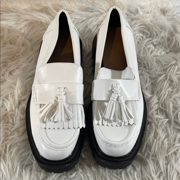 H&M Black/White Chunky Loafers Platform Sole & Tassel Detail Slip On Size 37 (6) - Picture 3 of 16
